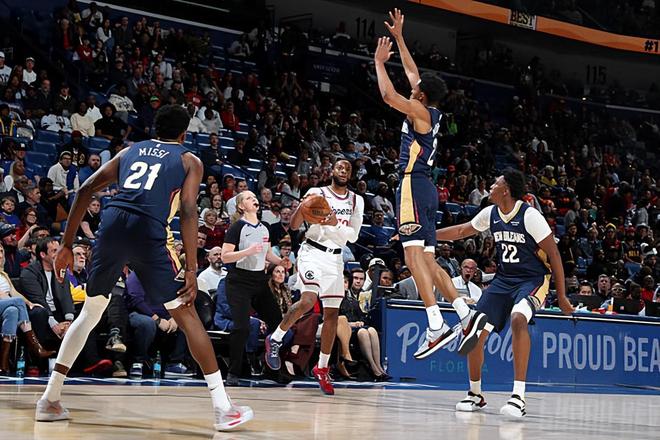 加兰低迷成快船三连败主因 鹈鹕双连胜反超独行