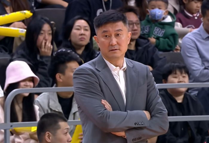 广东队陈家政王洪泽遭冷落 杜锋战术布局引争议