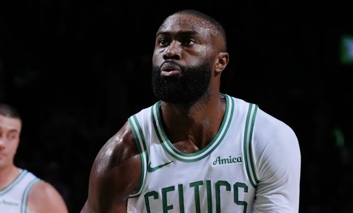 绿军终结雷霆12连胜 杰威低迷或成季后赛隐患