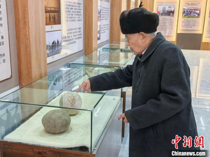 走进中国乡村：新疆百年