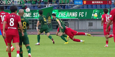 浙江队重罚拉拽对手头发外援 米特里策被禁赛罚