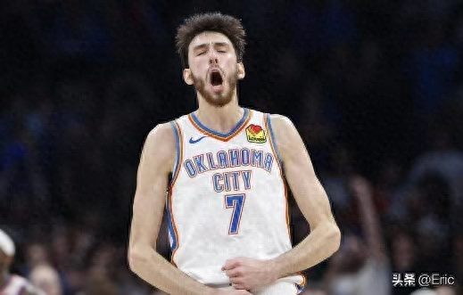 雷霆大胜快船锁定联盟第一 切特30+14展现内线统